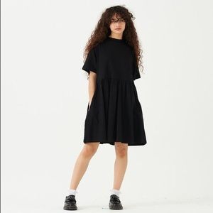 Lazy Oaf Basics SS “Sally” Dress - Black